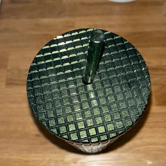 Starbucks Green Wicked Elphaba Inspired 24oz Cold Cup Tumbler Venti - Picture 3 of 5